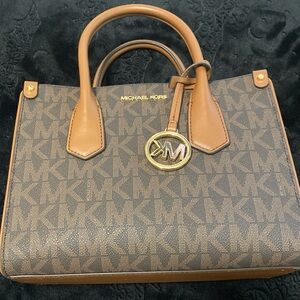 Micheal kors handbag
